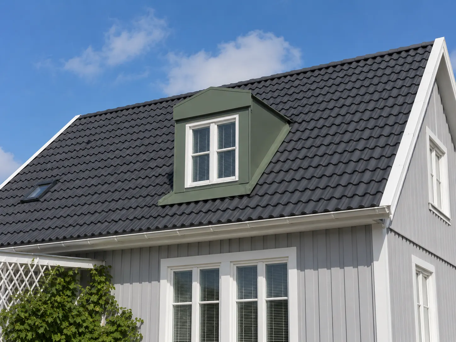Lantgårdar & större tak — Takläggare Hässleholm